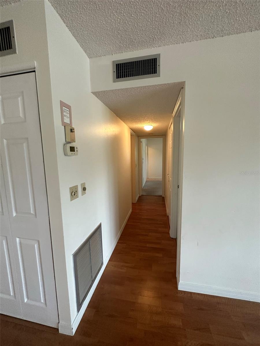 BAYWOOD COLONY GARDEN APTS - Residential Lease