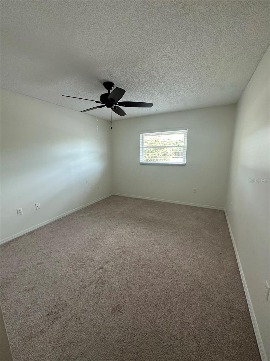 BAYWOOD COLONY GARDEN APTS - Residential Lease