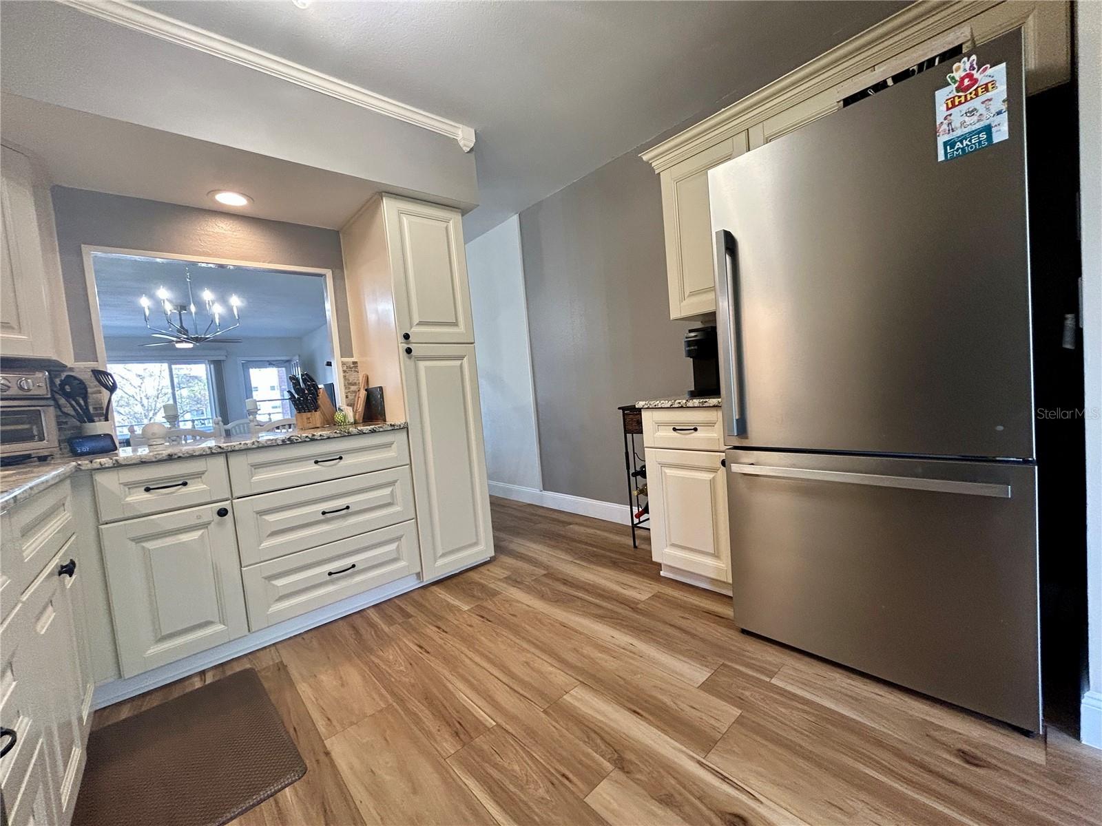 ON TOP OF THE WORLD - Residential