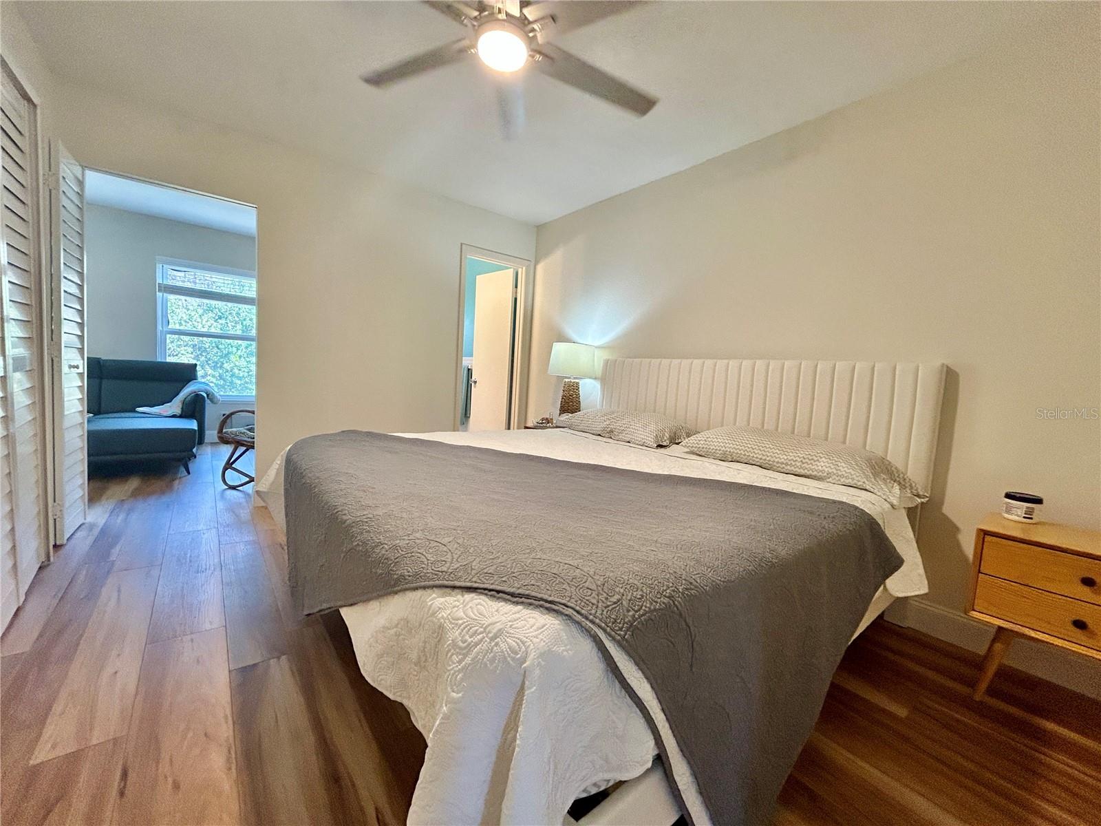 ON TOP OF THE WORLD - Residential