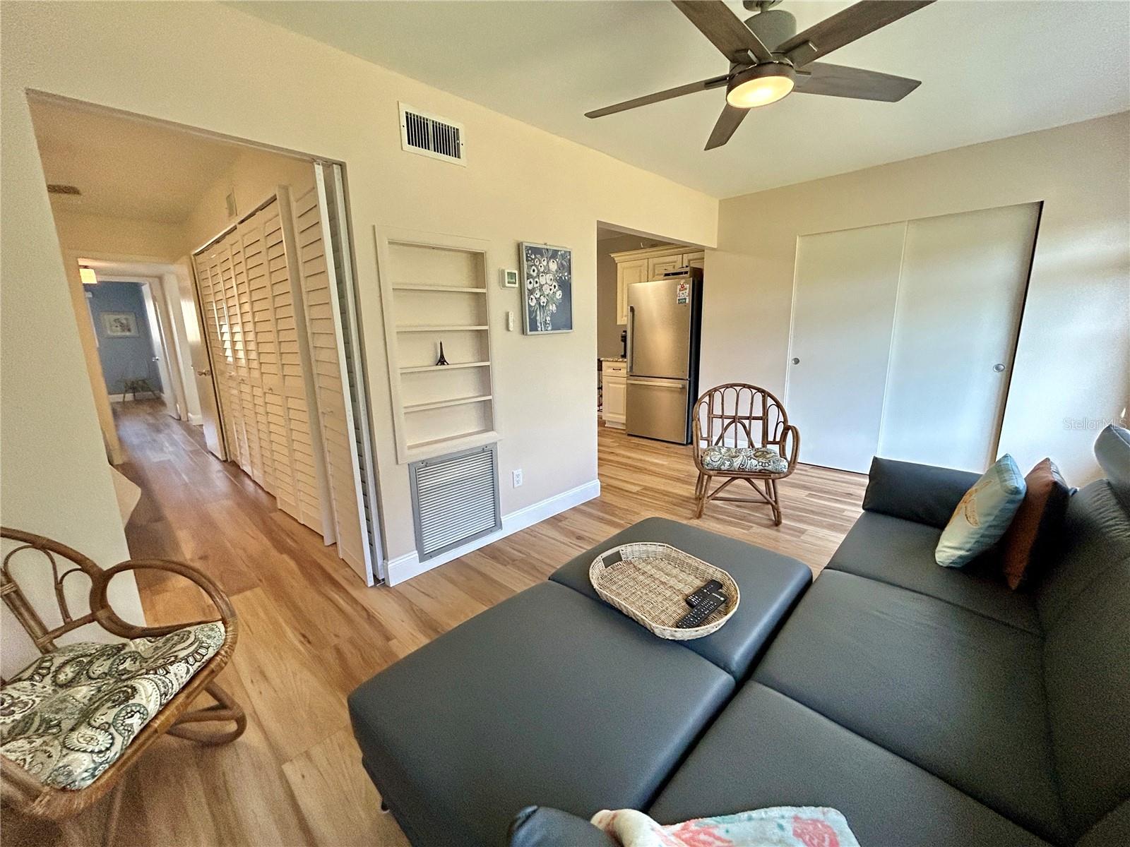 ON TOP OF THE WORLD - Residential