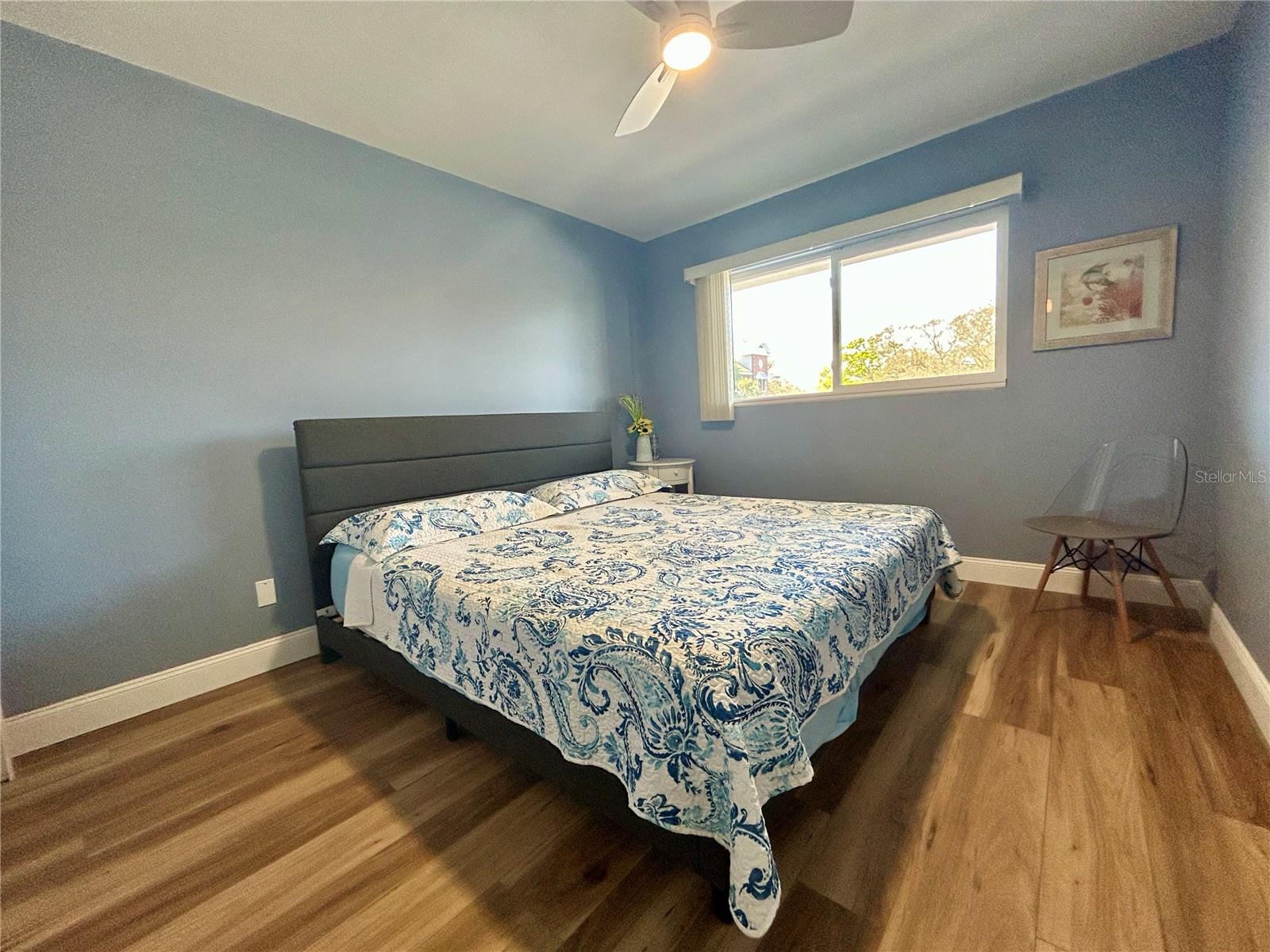 ON TOP OF THE WORLD - Residential