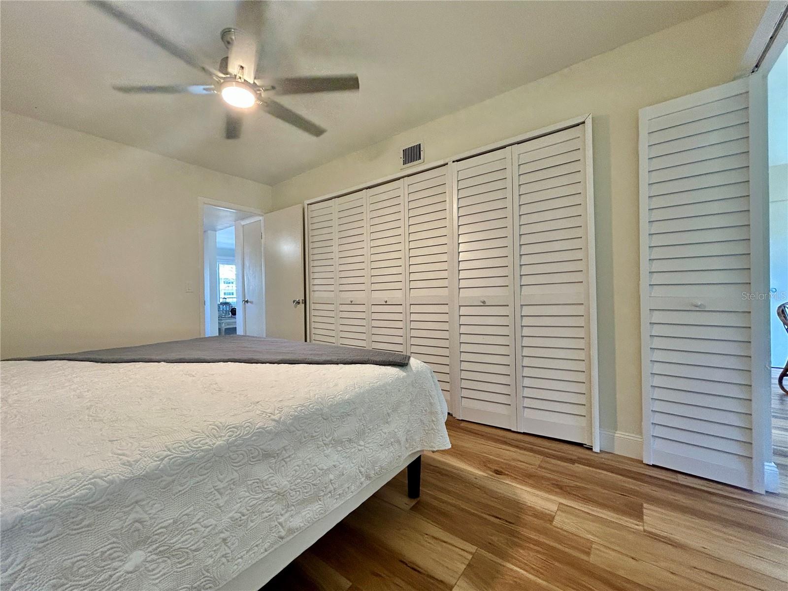 ON TOP OF THE WORLD - Residential