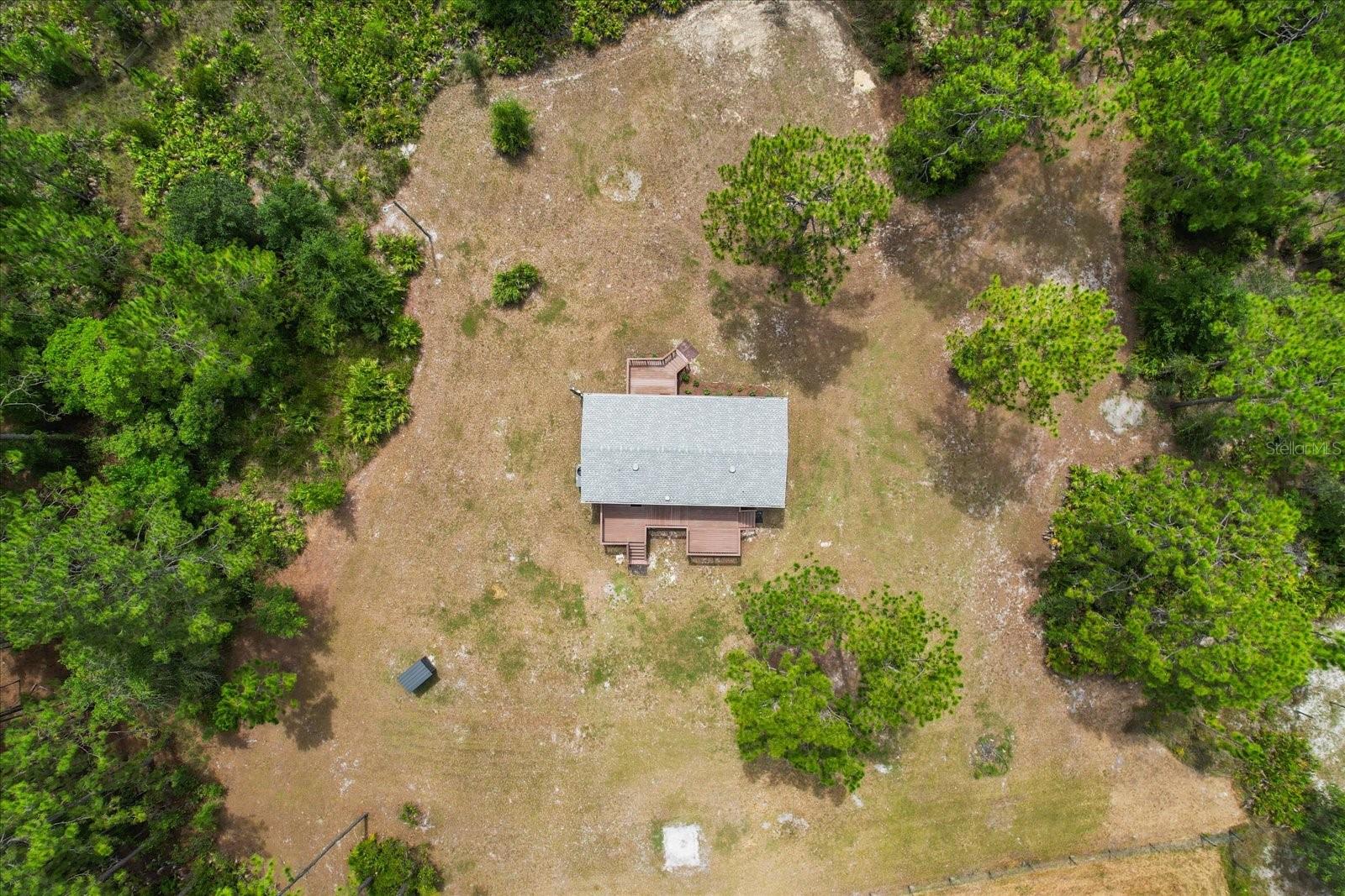 4319 N ELM DRIVE