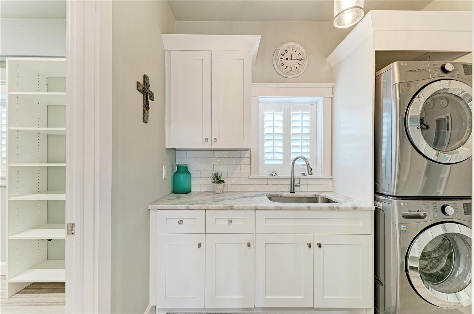 THORNTON CRK MOTORCOACH RESIDENCE - Residential