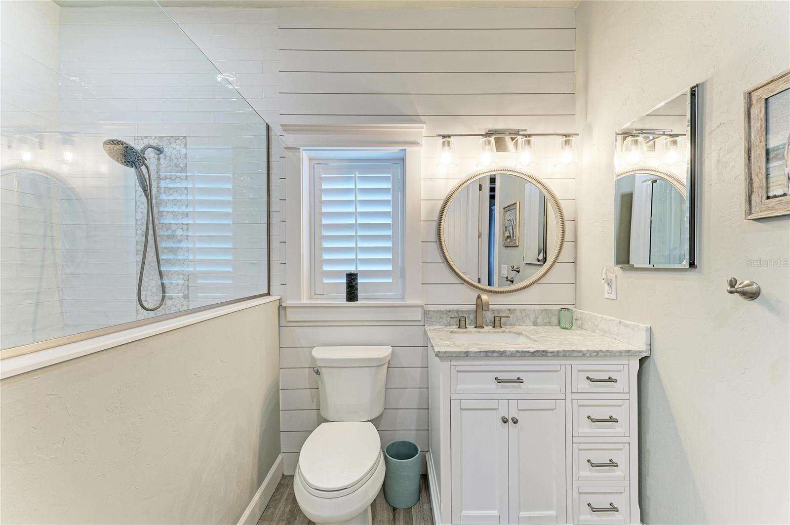 THORNTON CRK MOTORCOACH RESIDENCE - Residential