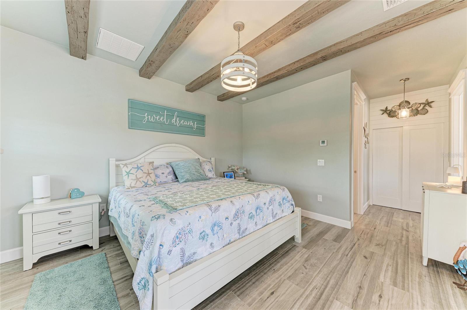 THORNTON CRK MOTORCOACH RESIDENCE - Residential