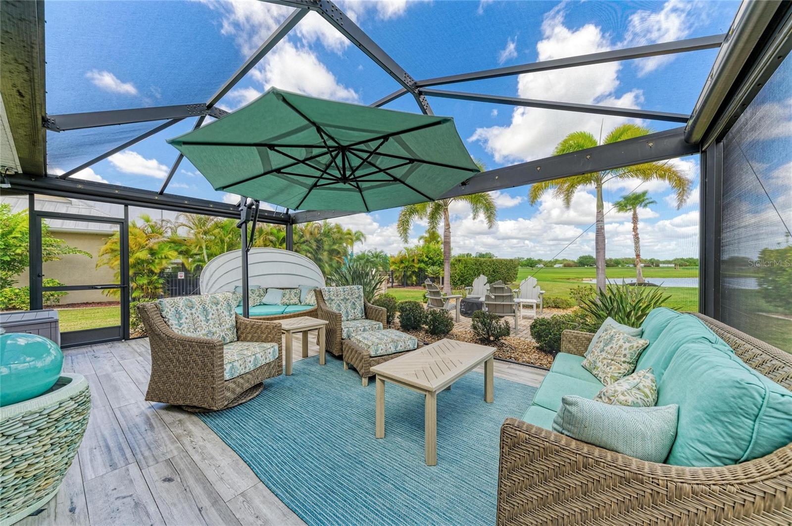 THORNTON CRK MOTORCOACH RESIDENCE - Residential