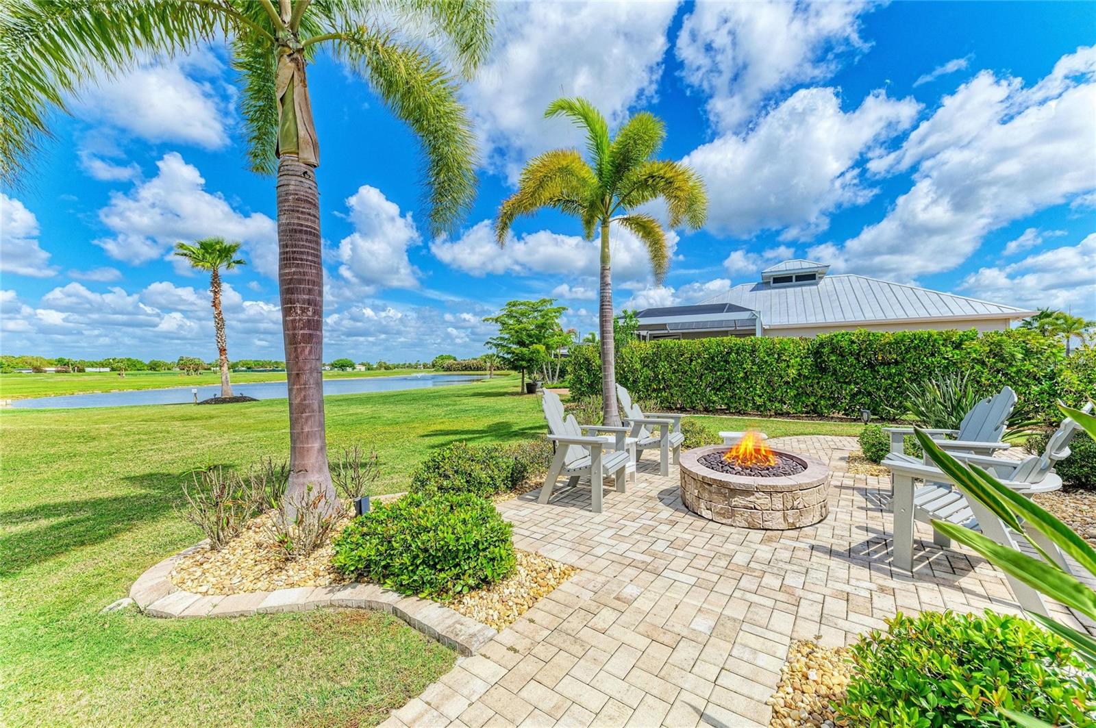 THORNTON CRK MOTORCOACH RESIDENCE - Residential