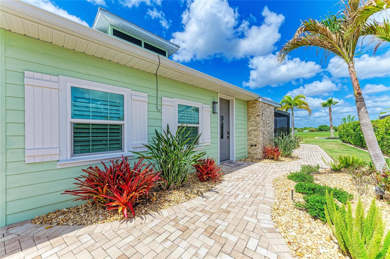 THORNTON CRK MOTORCOACH RESIDENCE - Residential