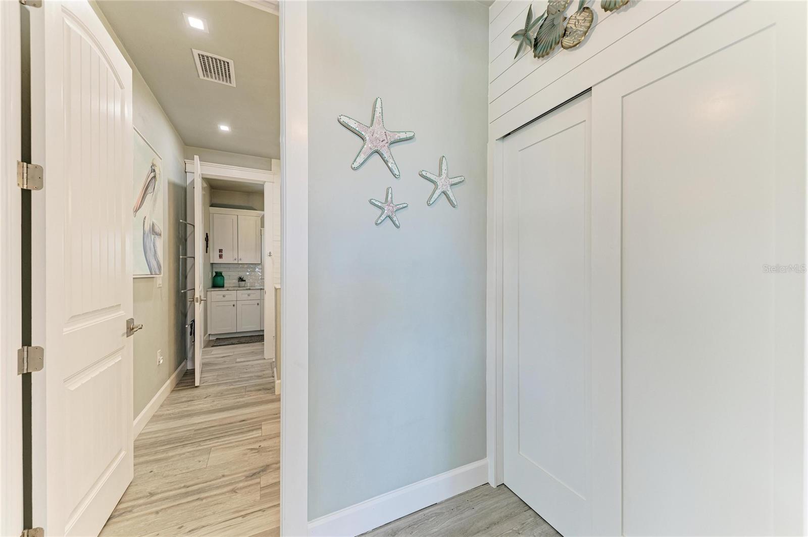 THORNTON CRK MOTORCOACH RESIDENCE - Residential