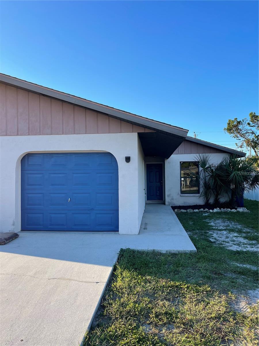 HIGH ACRES - Residential Lease