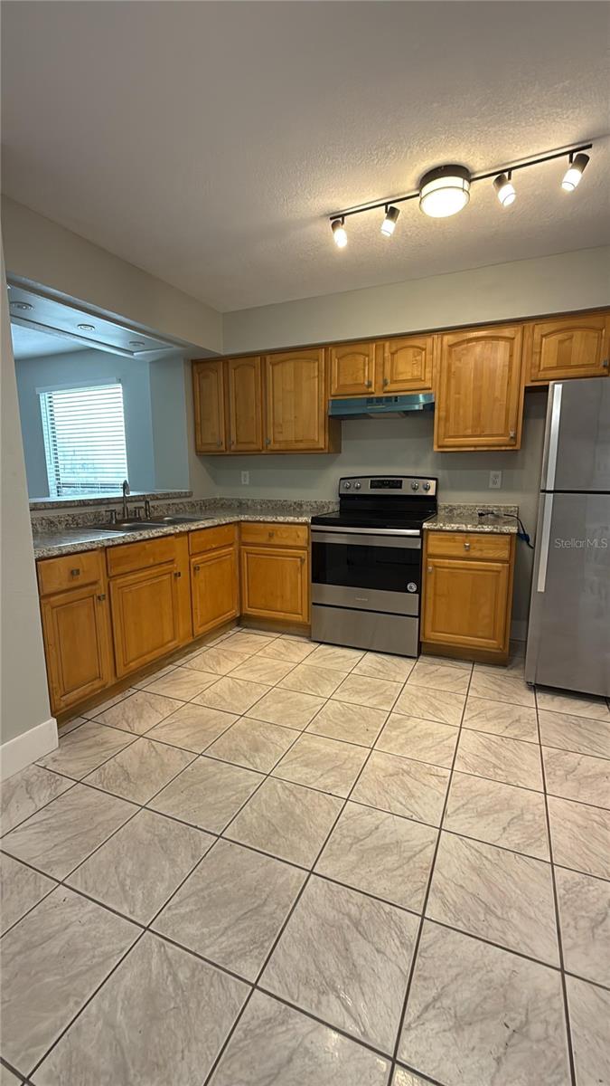 CASA PARK VILLAS PH 2 - Residential Lease