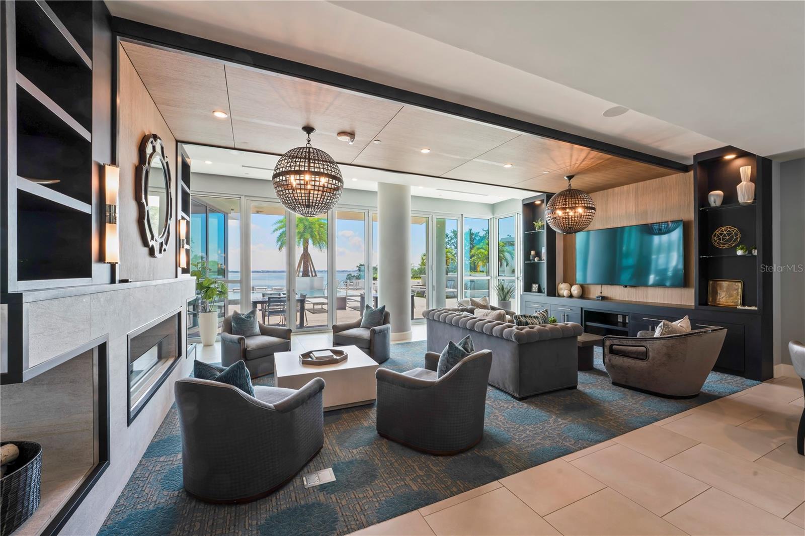 VIRAGE BAYSHORE - Residential