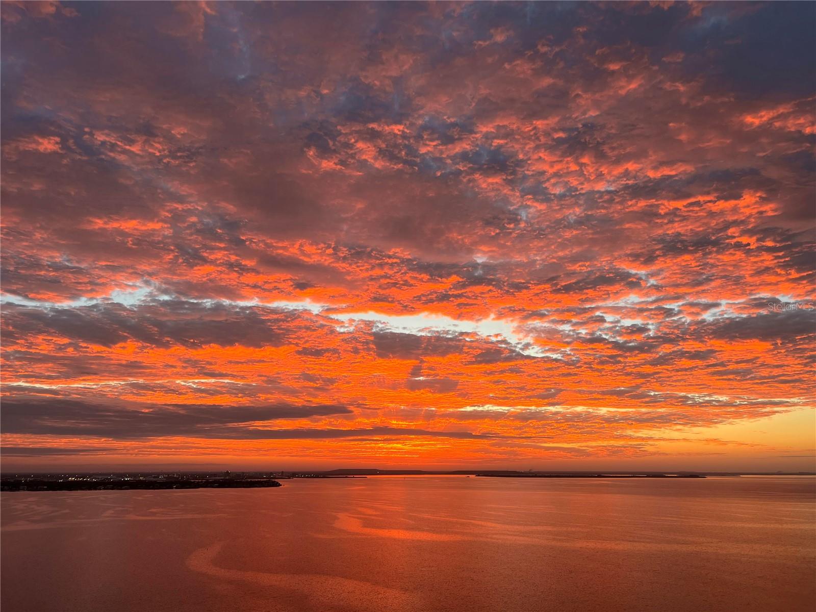 VIRAGE BAYSHORE - Residential