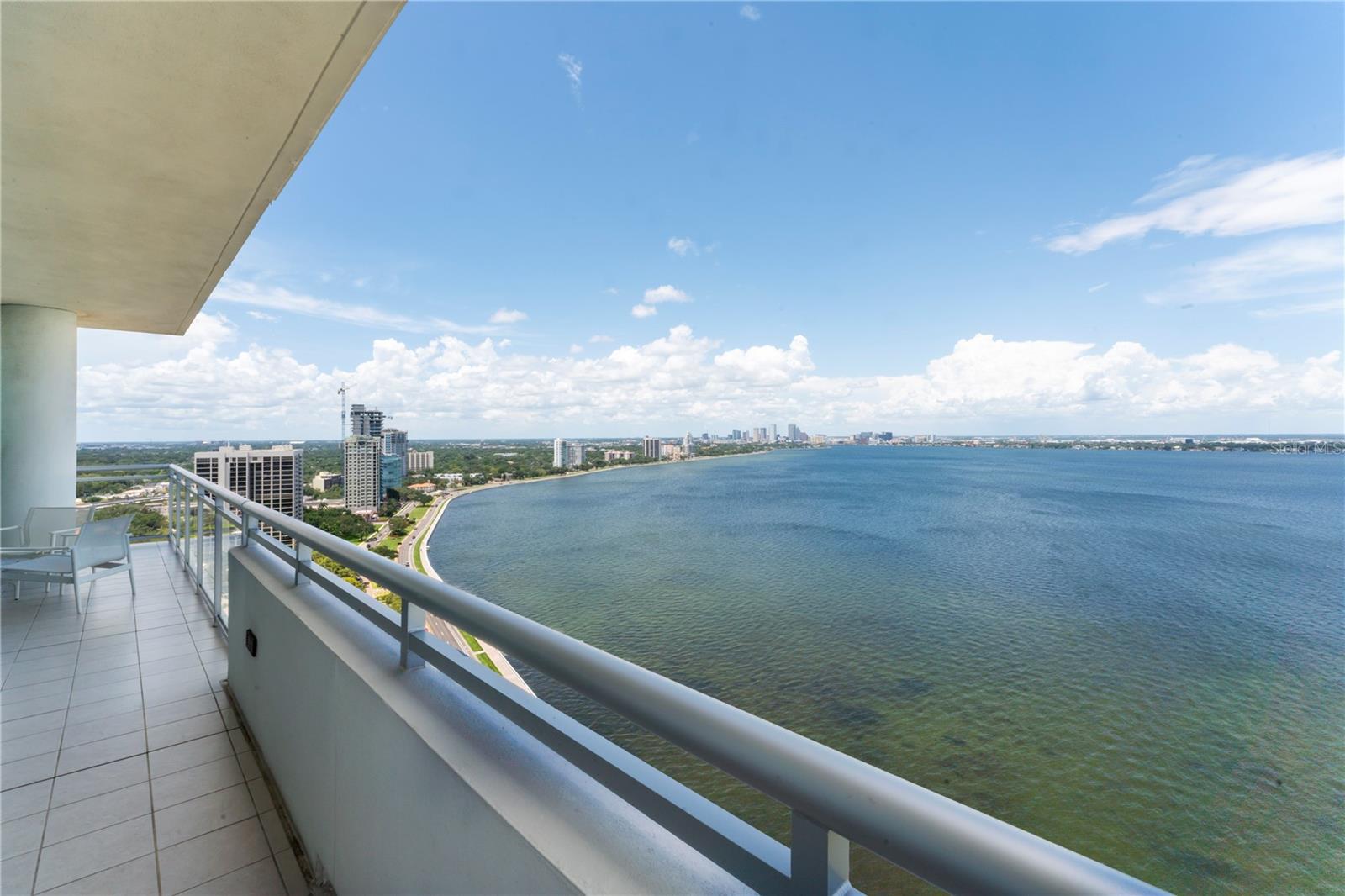 VIRAGE BAYSHORE - Residential