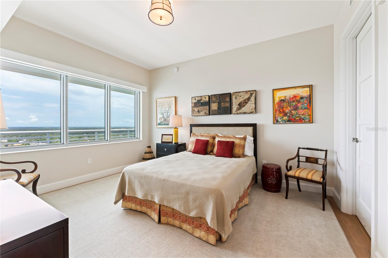 VIRAGE BAYSHORE - Residential