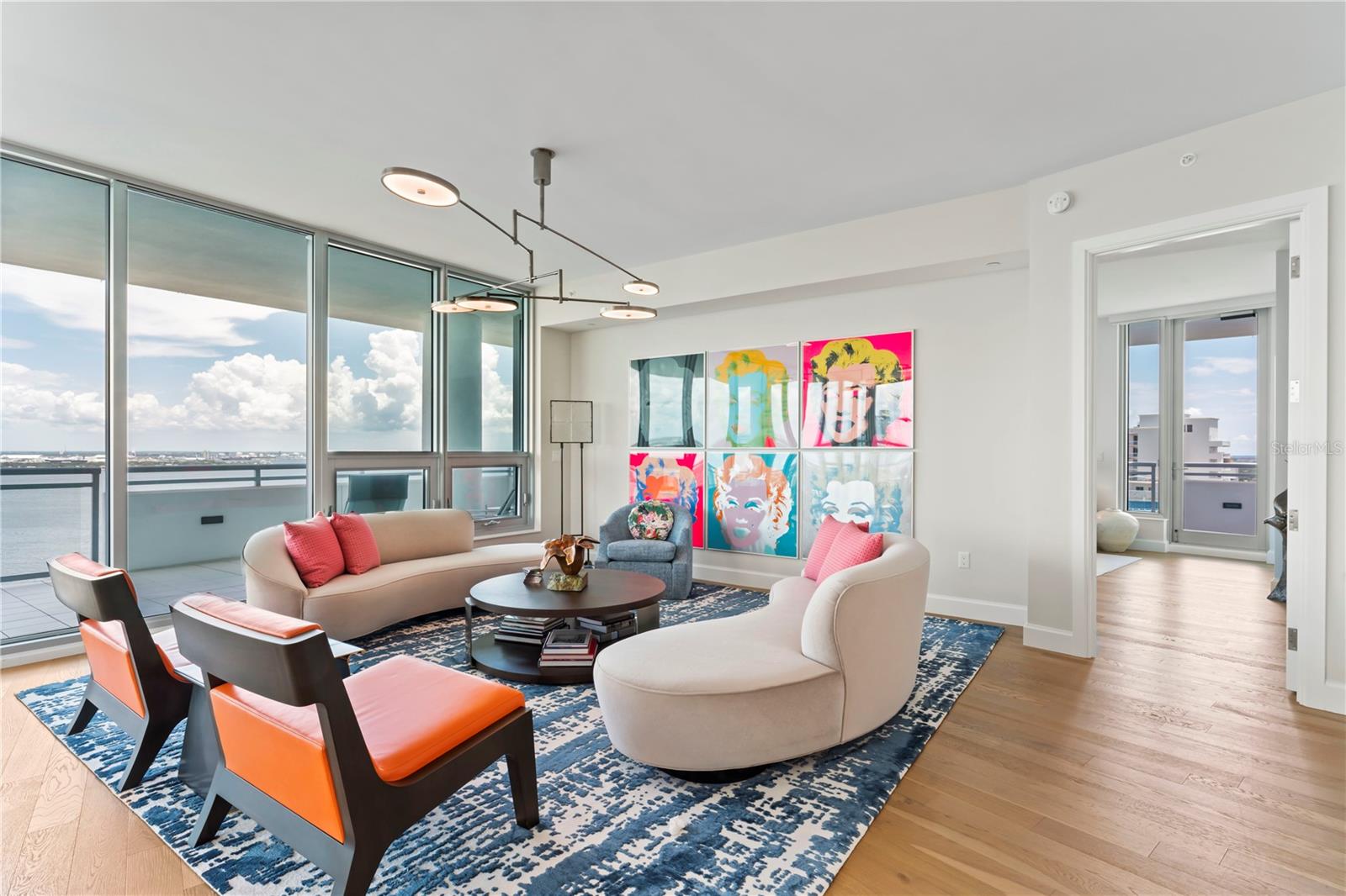 VIRAGE BAYSHORE - Residential