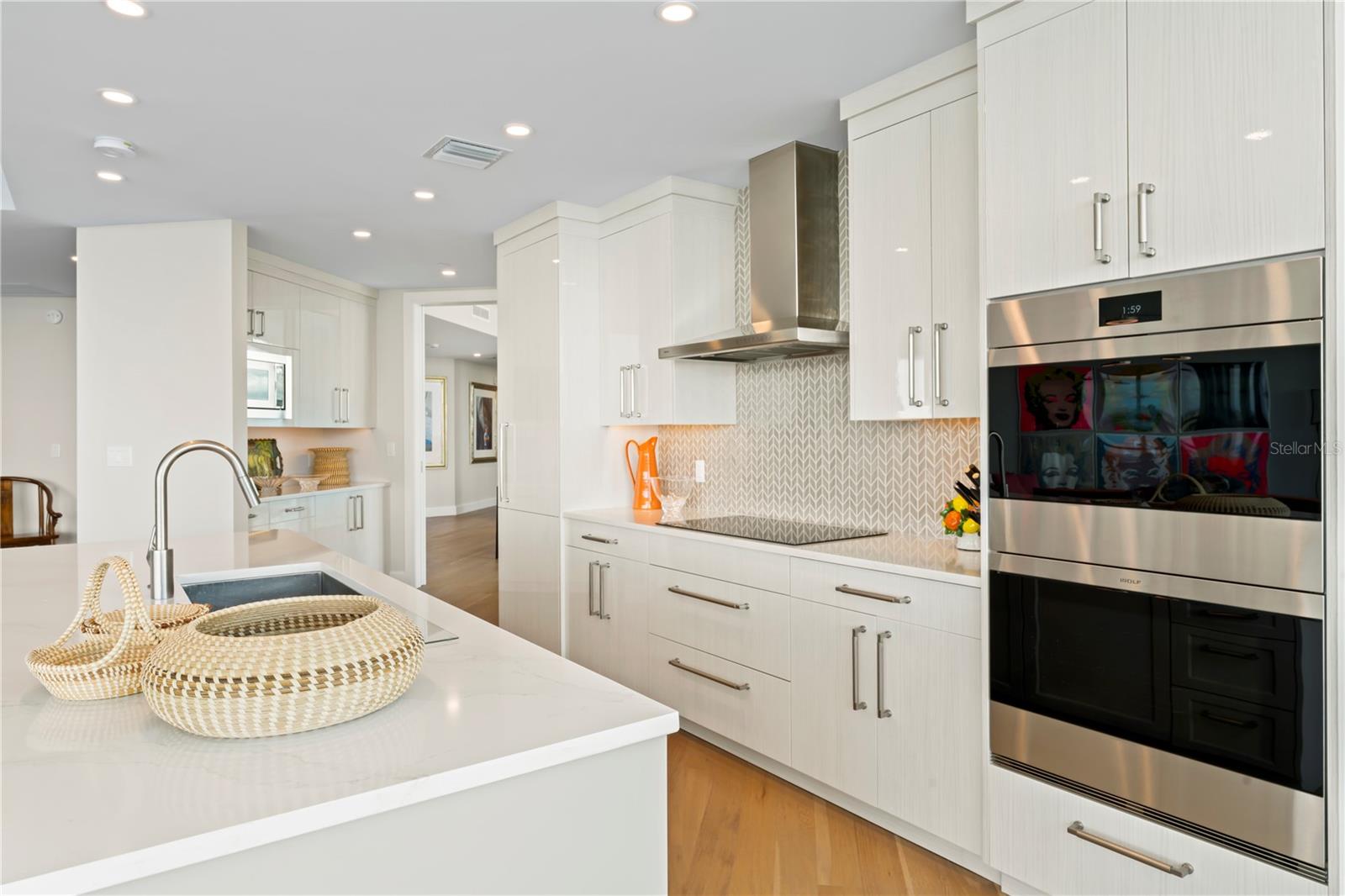 VIRAGE BAYSHORE - Residential