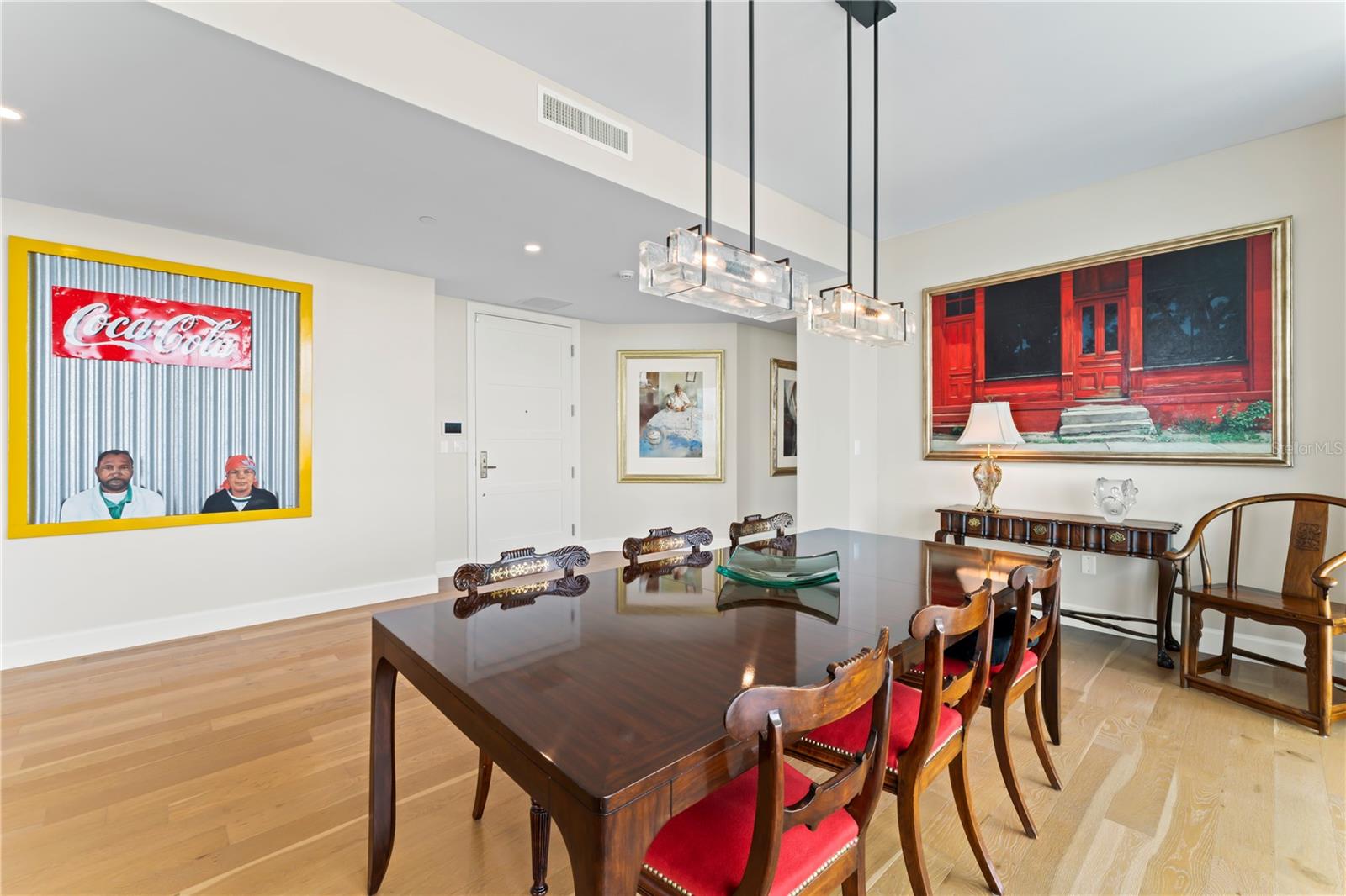 VIRAGE BAYSHORE - Residential