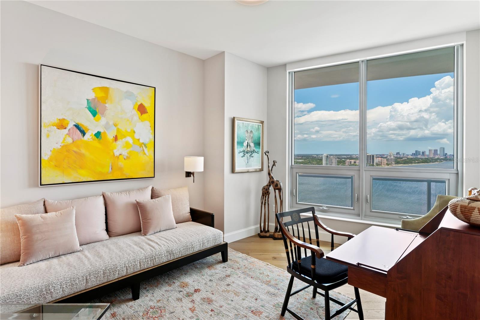 VIRAGE BAYSHORE - Residential