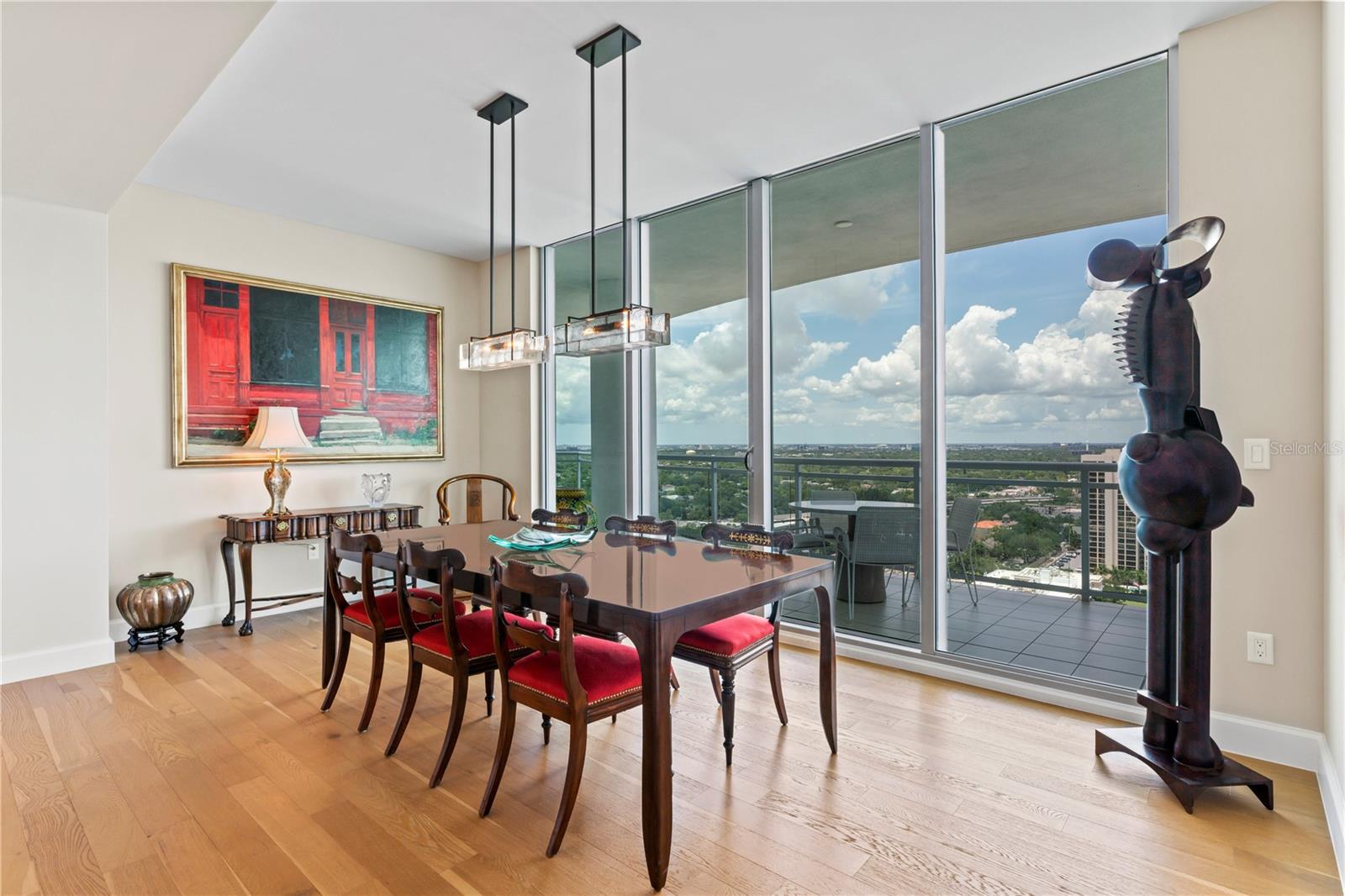 VIRAGE BAYSHORE - Residential