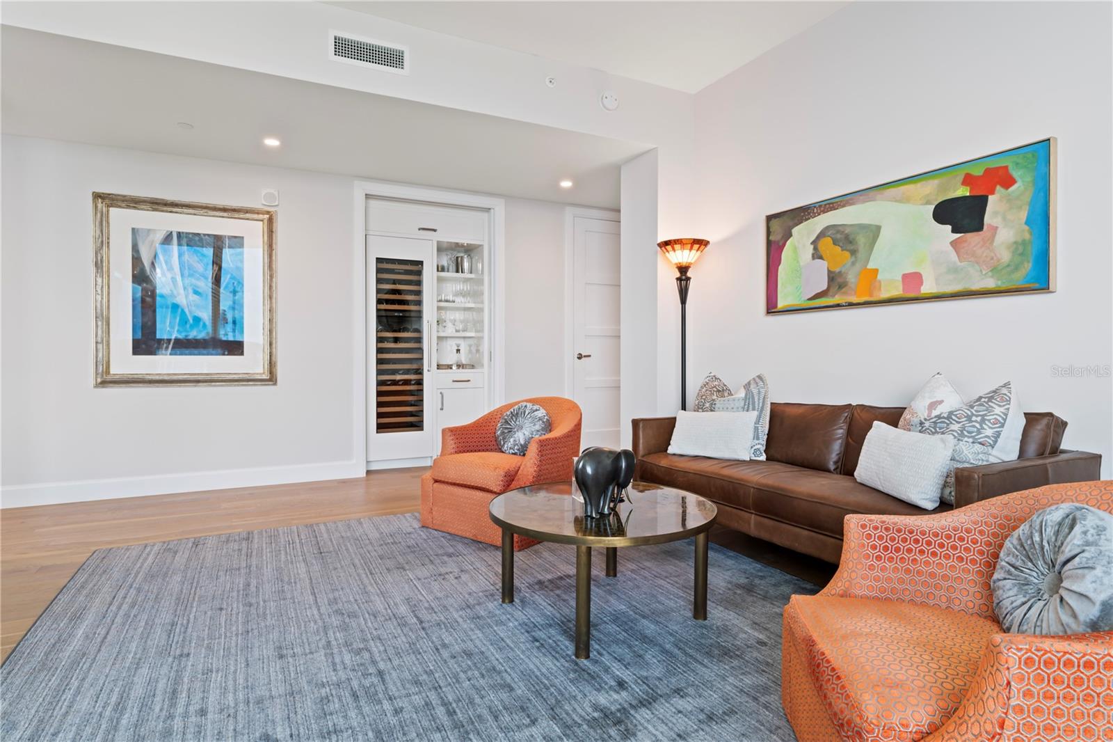 VIRAGE BAYSHORE - Residential