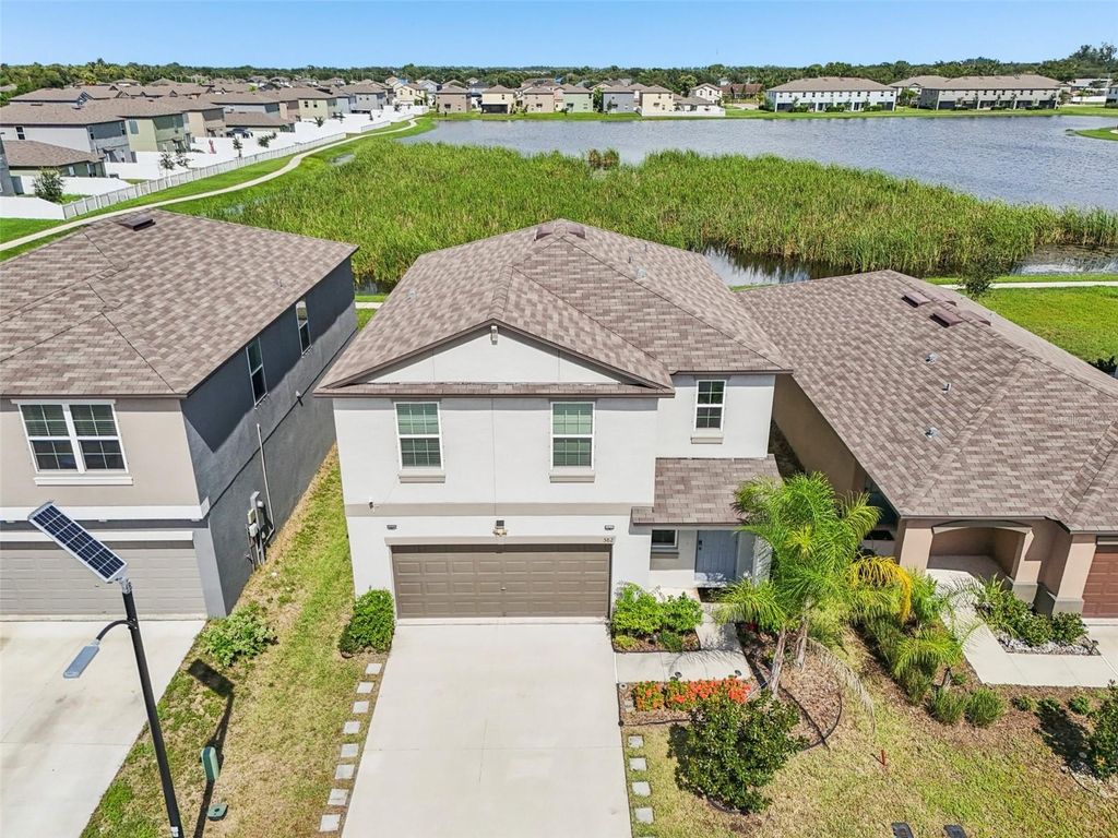 Photo of 582 Royal Empress Dr, Ruskin, FL 33570 (MLS # TB8415939)