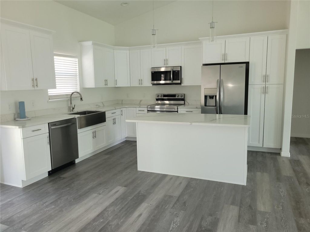 Photo of 13765 SW 81st Circle, Ocala, FL 34473 (MLS # OM721557)