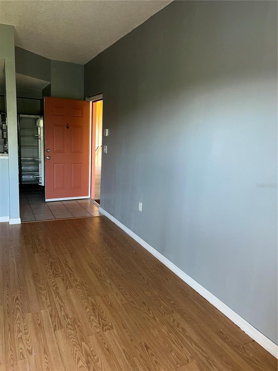 PALMS VILLA RESIDENCES - Residential Lease