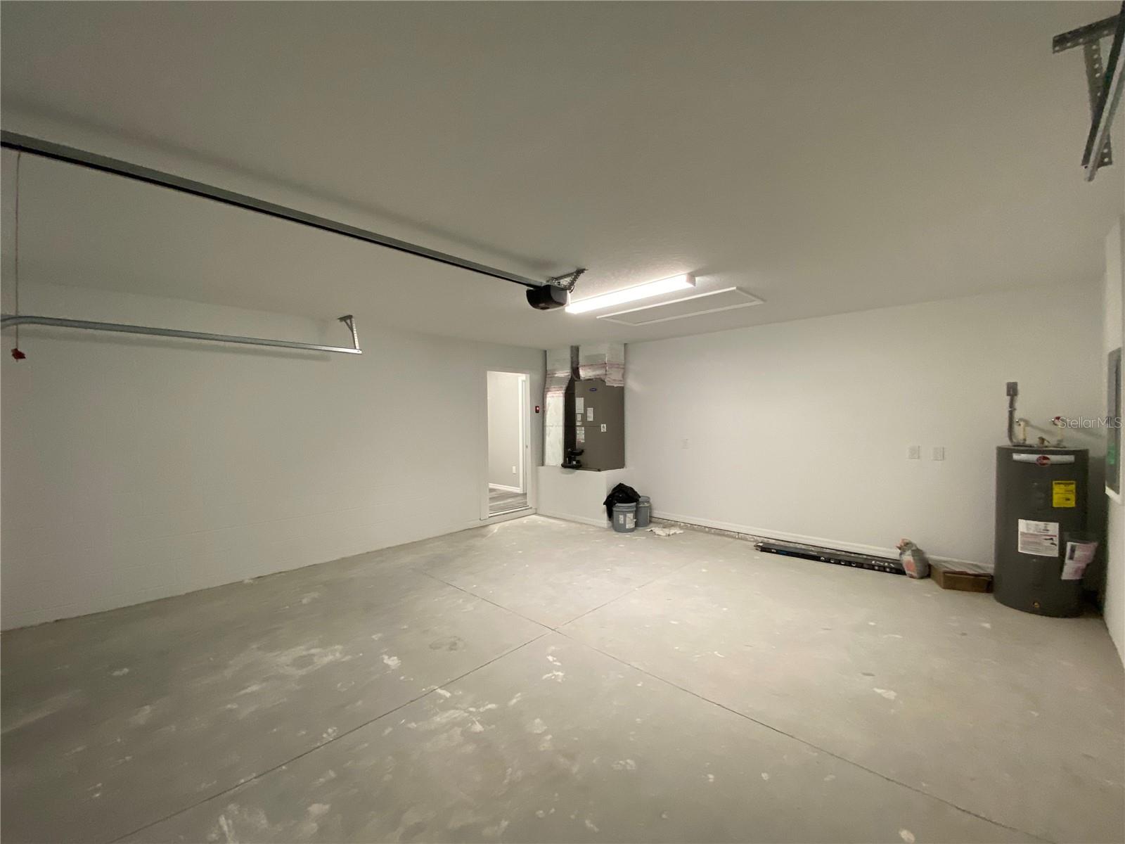 MARION OAKS UN 9 - Residential Lease