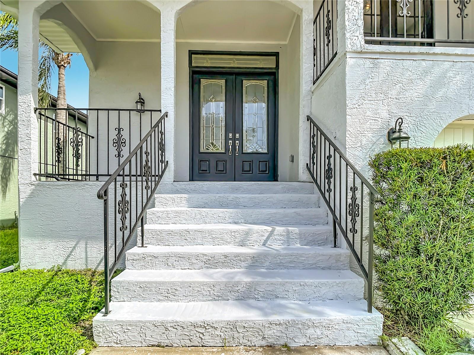 5925 SEASIDE DRIVE