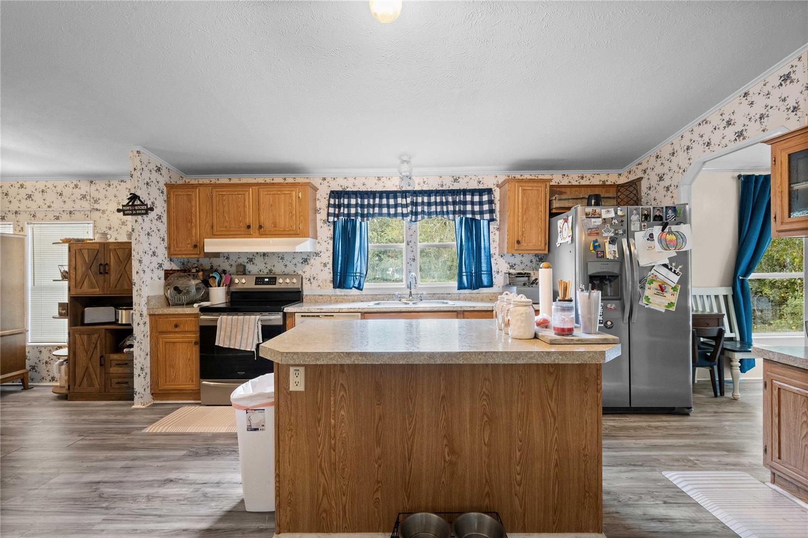 ZEPHYRHILLS COLONY CO - Residential