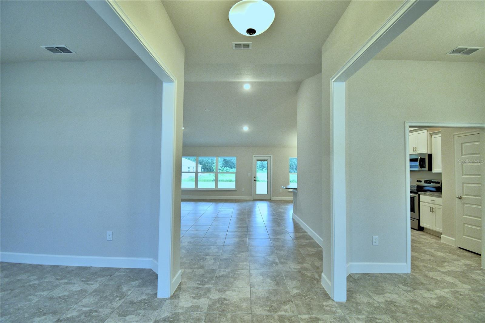 HICKORY RIDGE ESTATES - Residential