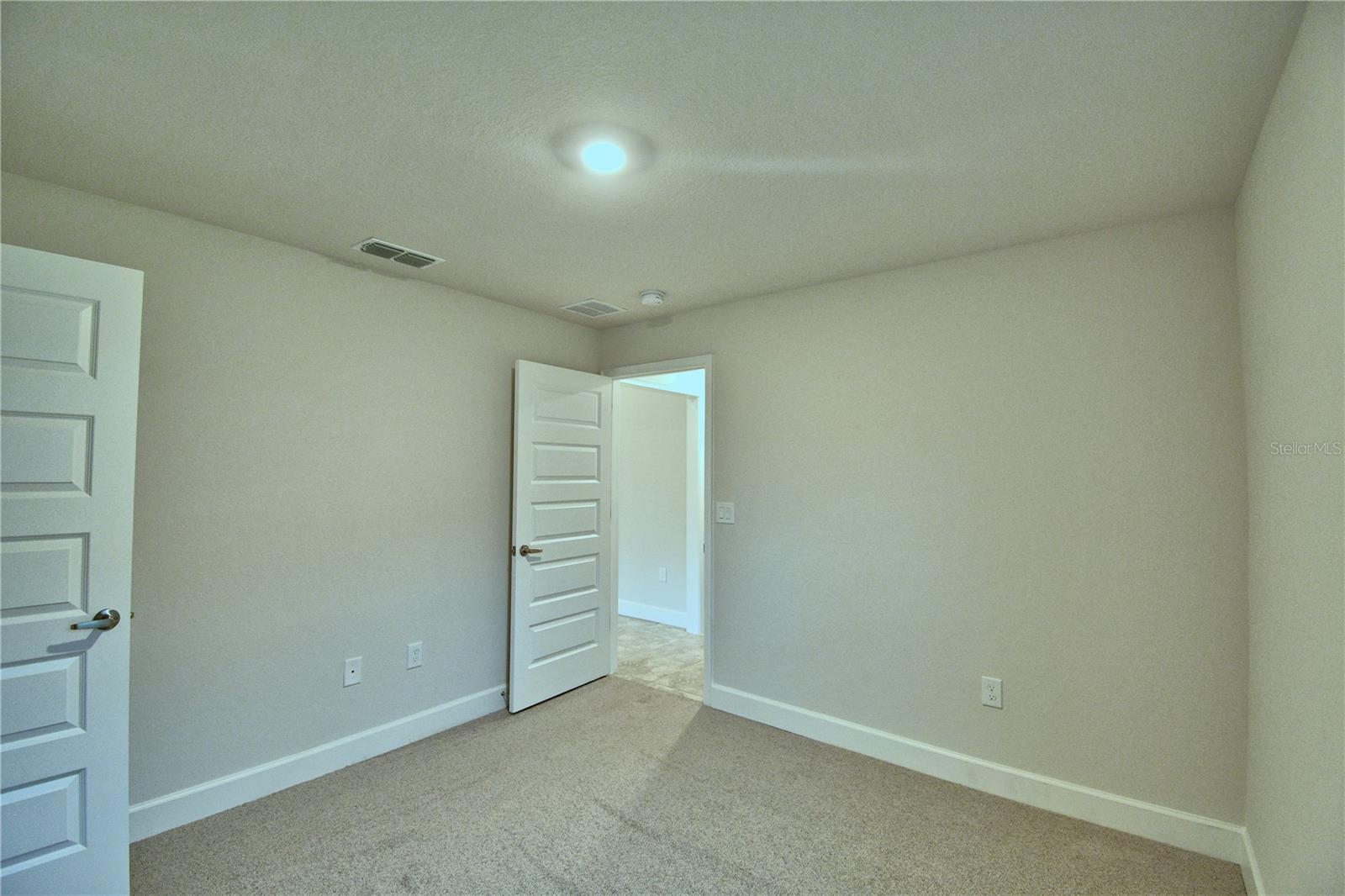 HICKORY RIDGE ESTATES - Residential