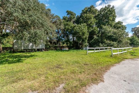 Tiny photo for 19241 N Us Hwy 441, Reddick, FL 32686 (MLS # OM710631)