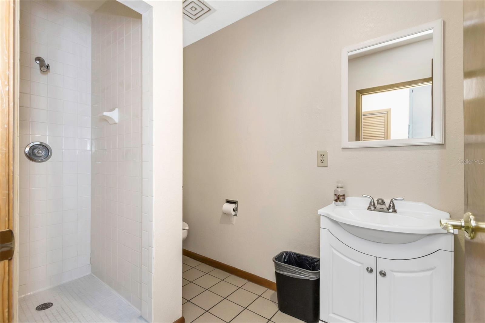 WOODLEY R H SUB - Commercial Sale