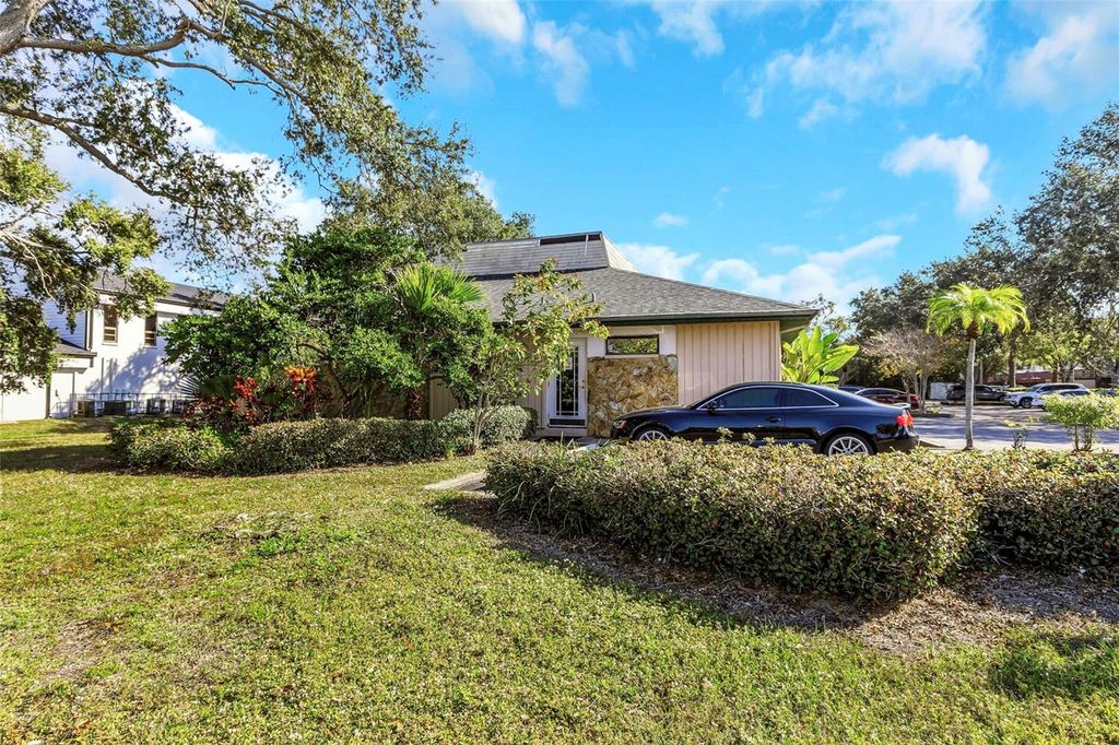 Photo of 701 N Hercules Avenue, Clearwater, FL 33765 (MLS # TB8469638)