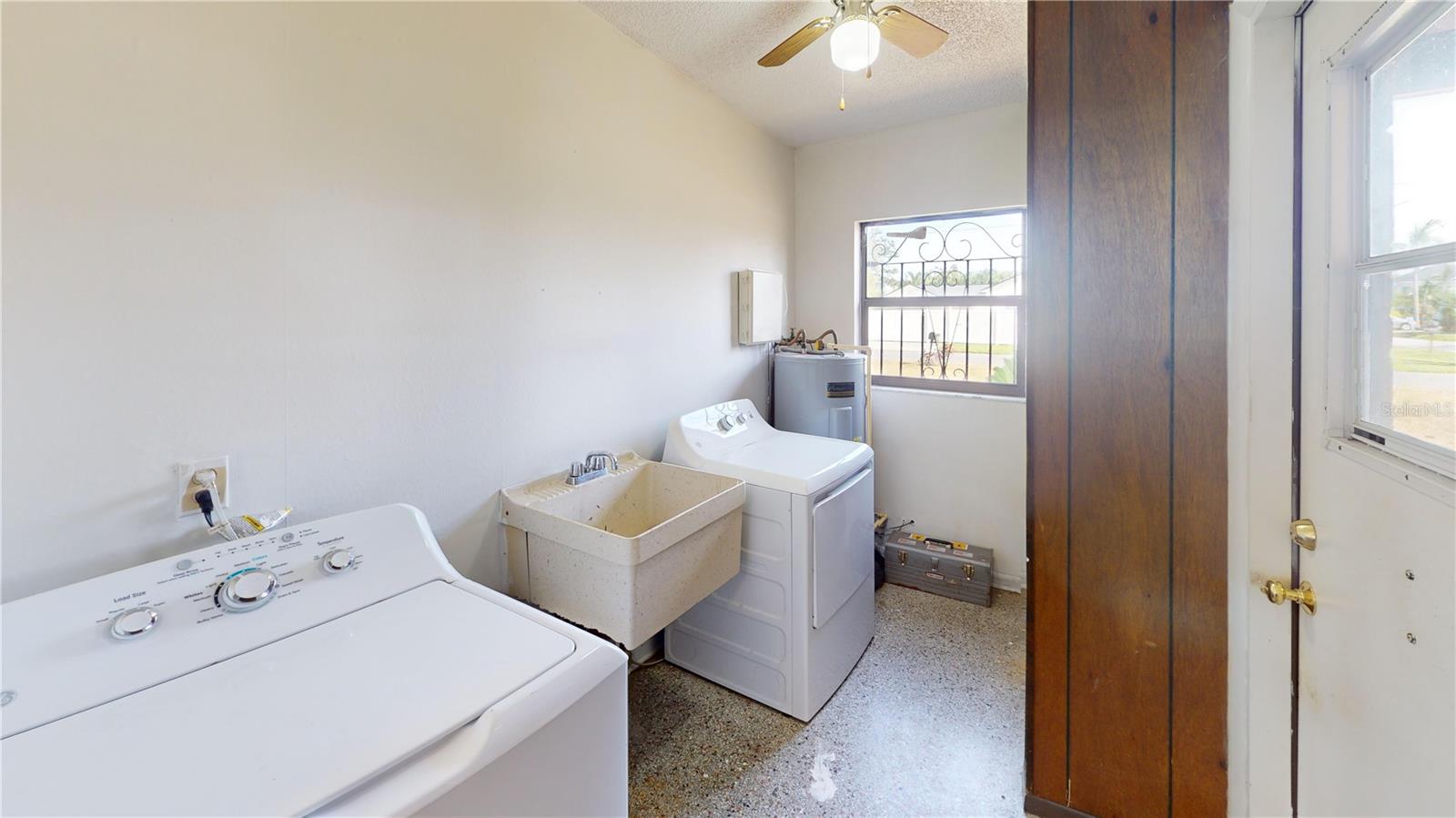 LINCOLN SUB - Residential Lease