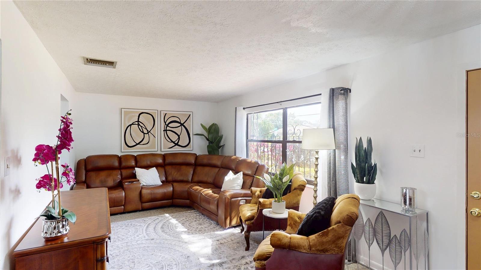 LINCOLN SUB - Residential Lease