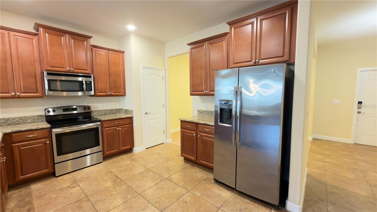 WINDERMERE SOUND - Residential Lease