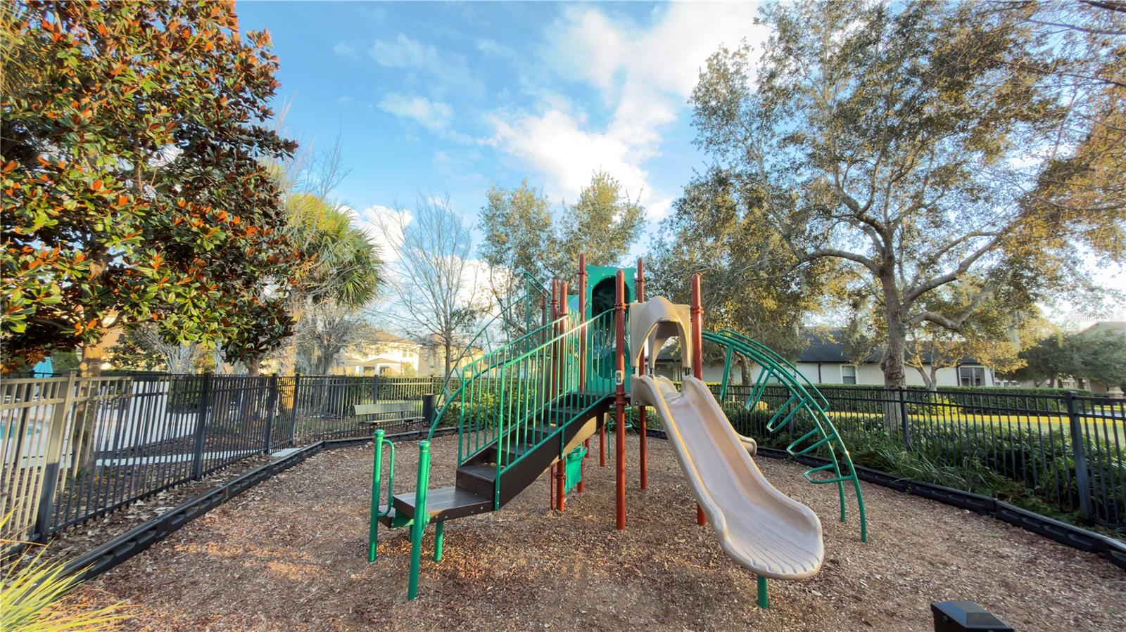 WINDERMERE SOUND - Residential Lease