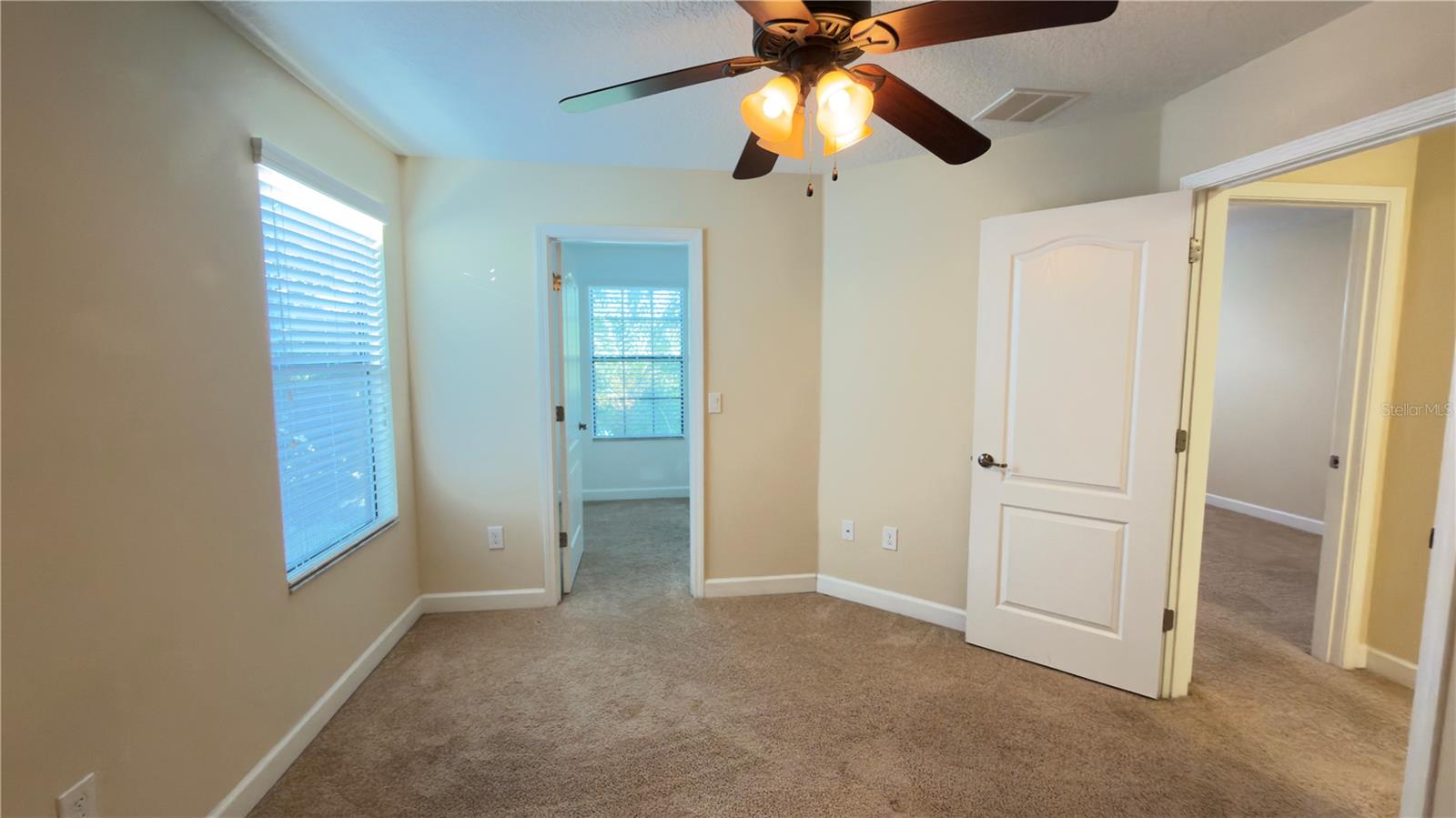 WINDERMERE SOUND - Residential Lease