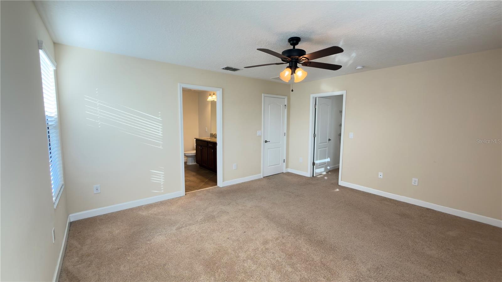 WINDERMERE SOUND - Residential Lease