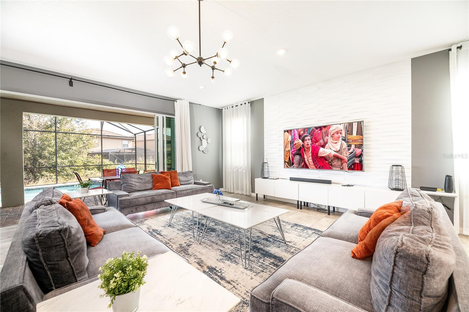 SOLARA RESORT VACATION VILLAS REP - Residential