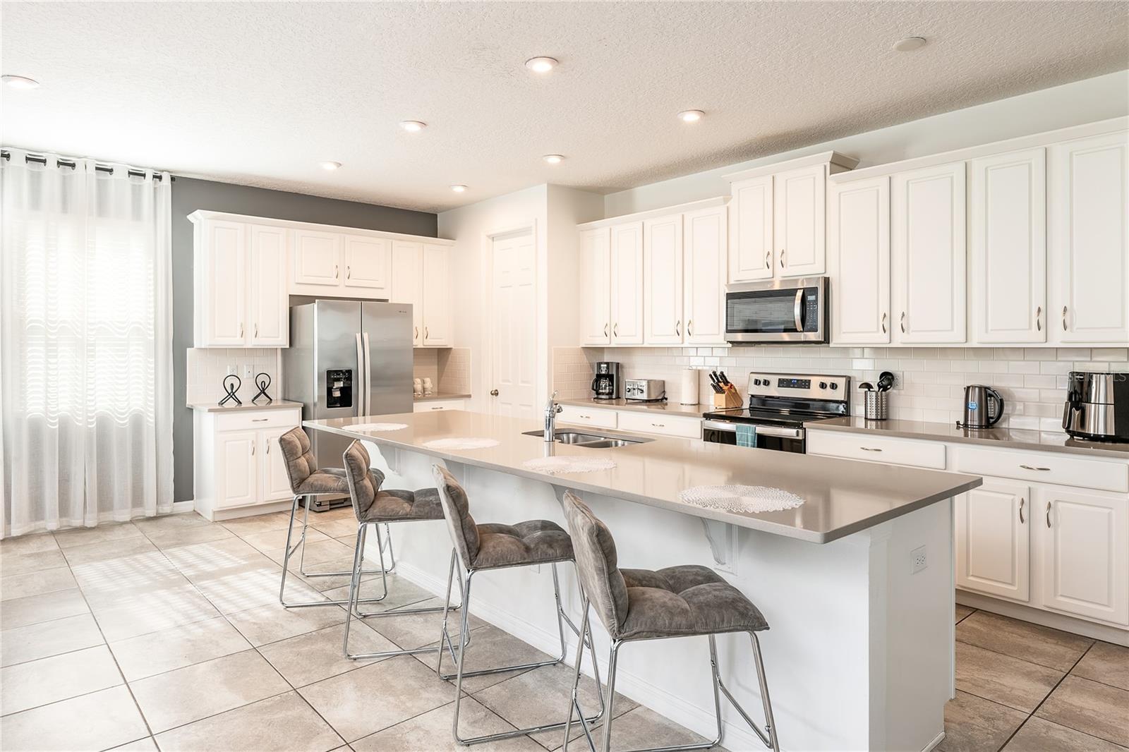 SOLARA RESORT VACATION VILLAS REP - Residential