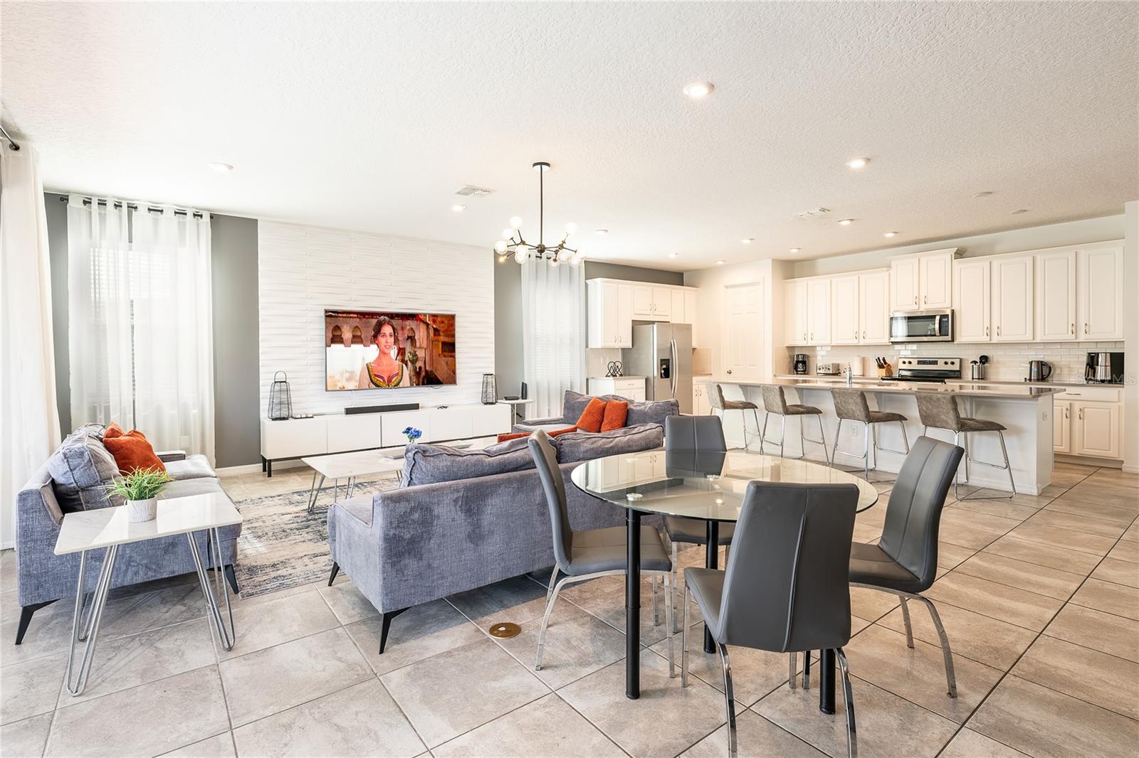 SOLARA RESORT VACATION VILLAS REP - Residential