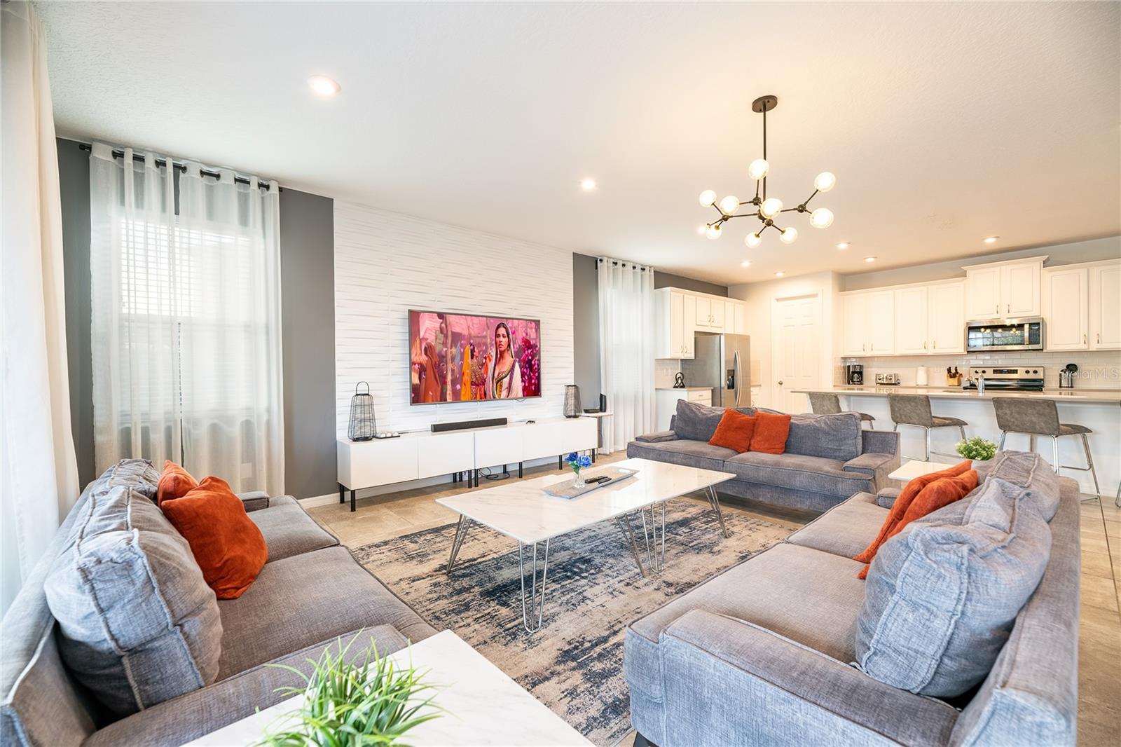 SOLARA RESORT VACATION VILLAS REP - Residential