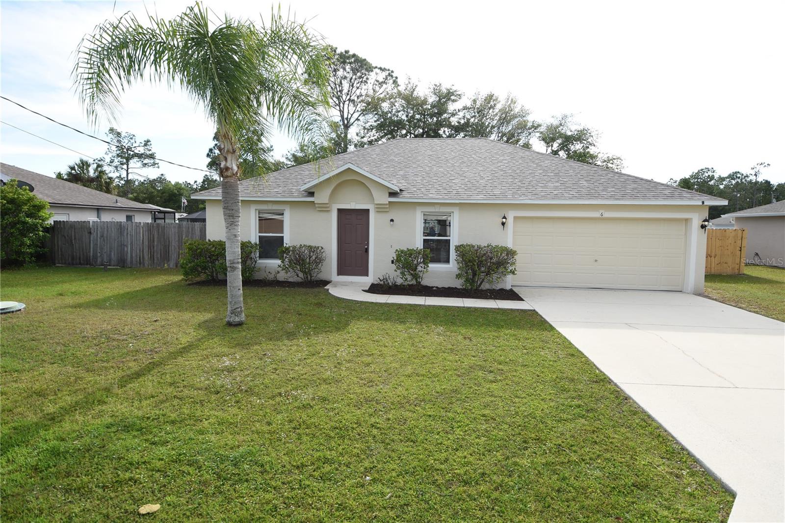 FULLY FENCED! Beautiful, 3 bedroom, 2 bathrooms, 2 car garage in desirable Quail Hollow. Freshly painted and new flooring. This home features a large kitchen: oak cabinets, stainless steel appliances, tiled back splash in the kitchen and breakfast nook. Walk-in closets and ceiling fans. Large private fenced back yard with a storage shed. Open patio, perfect spot to entertain friends and family. Nearby: walking and biking paths, US-1, shopping, dining and minutes to the beach! Call now to schedule your private tour.
Learn more about the benefits of deposit-free living here:
See the Obligo brochure https://depositfree.myobligo.com/hubfs/Partner%20Resource%20Center%20(Obligo%20x%20Buildium)/Tenant%20Brochure.pdf
