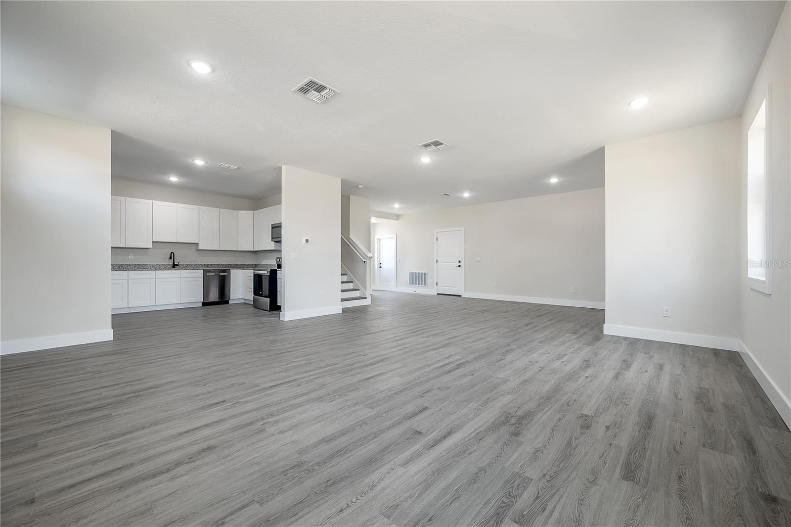 3801 LUMA DRIVE